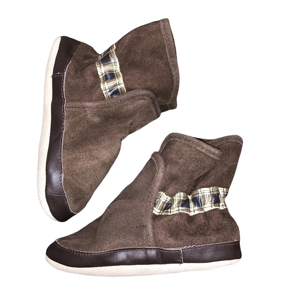 🌟LIKE NEW🌟 Robeez Cozy Ankle Bootie in Brown